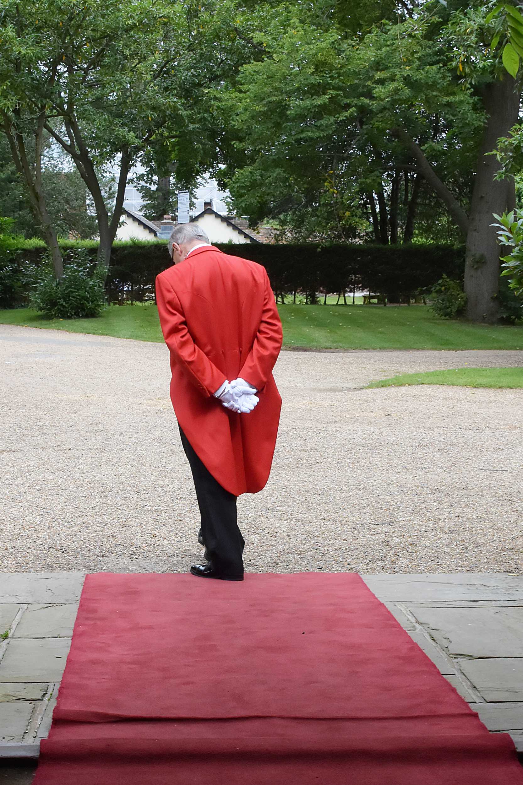 Toastmaster Peter Faarup ready to greet the guests Stoke Place