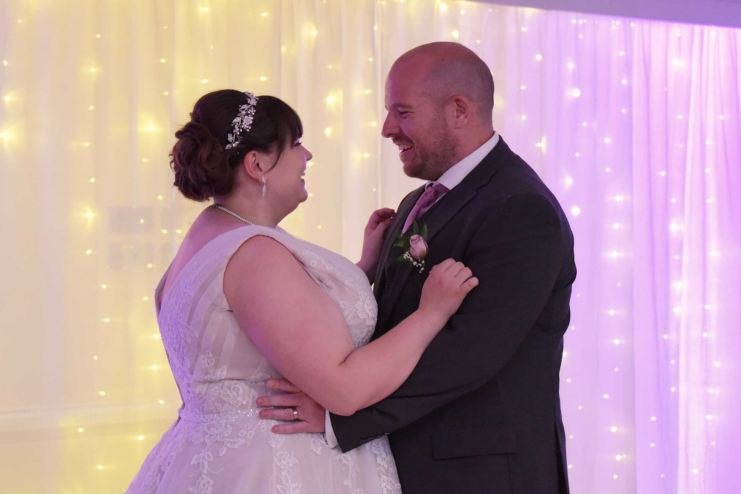 white wedding cake with real flowers Stoke Place Wedding Photographer Berkshire
