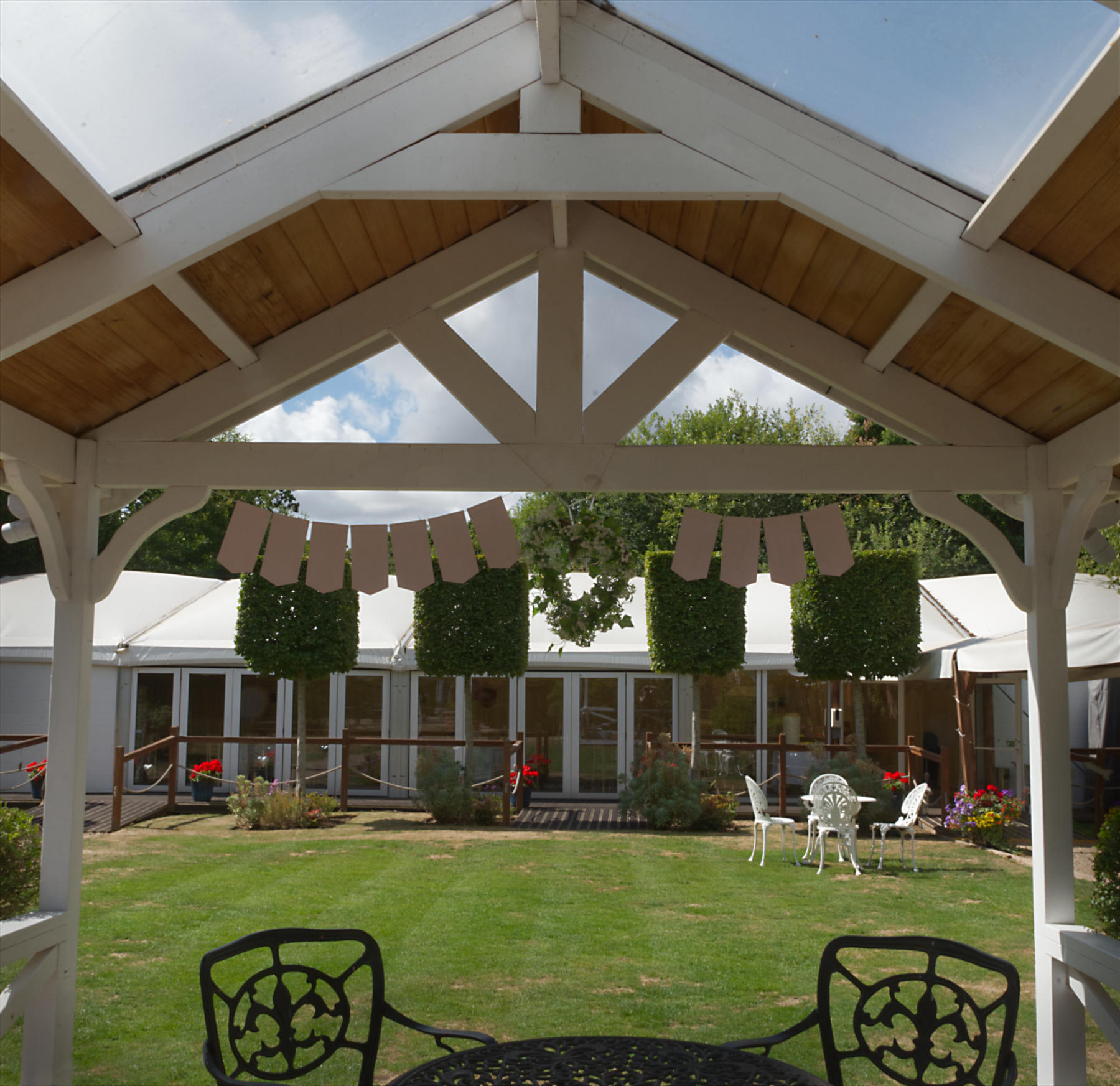 August Wedding at the Mill House Reading by wedding photographer Berkshire Nadina Bee